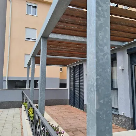 公寓 Apartman Ruzica *