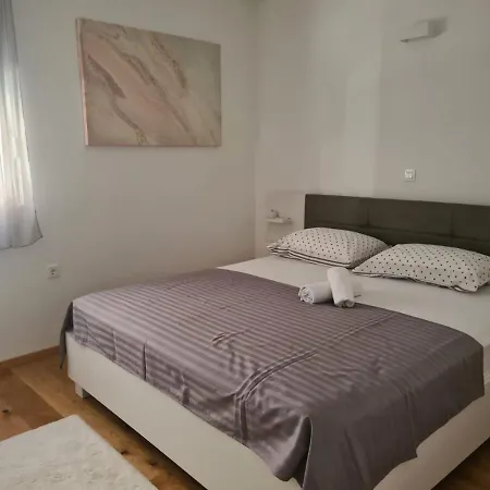 Apartman Ruzica 公寓